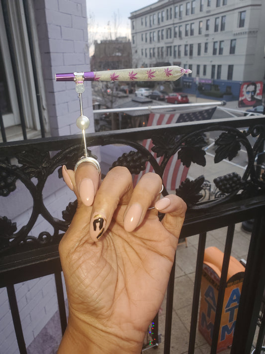 #PuffPretty WITH OUR LUXE RING PEN